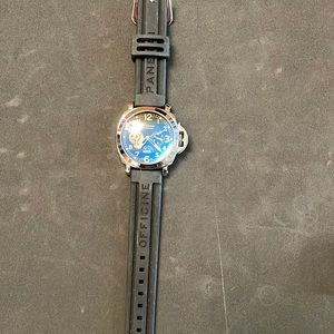 Men’s watch. Panerai Luminor Marina.